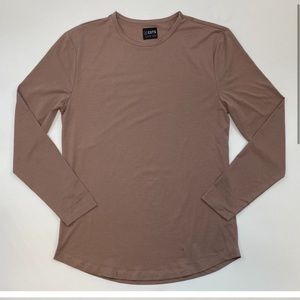 Cuts Clothing Long Sleeve Crew Curve Hem T-Shirt